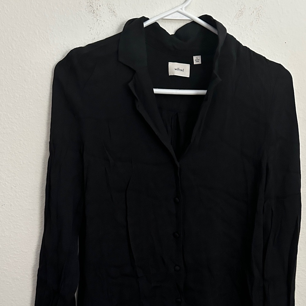 Wilfred Classic Black Collared Shirt